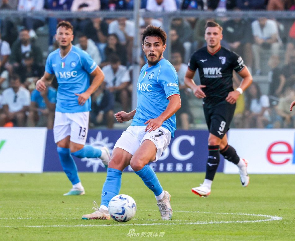 林的组合在 林的组合在