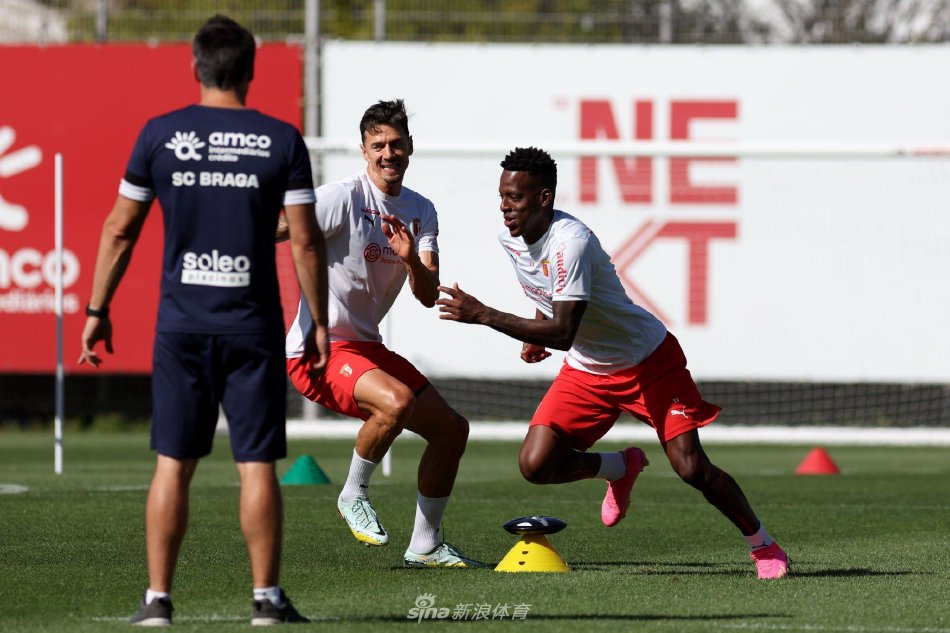 为队友们提 为队友们提