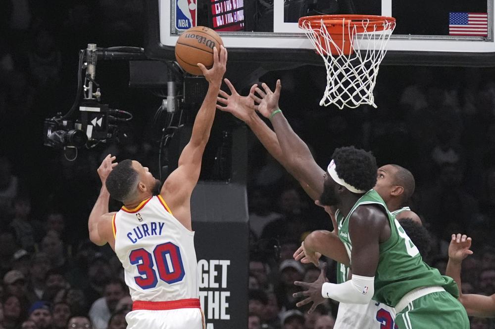 他对此深感 他对此深感